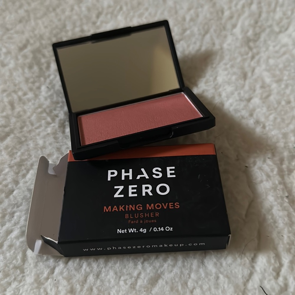 Phase Zero | Making Moves Blusher Powder Blush Compact Size